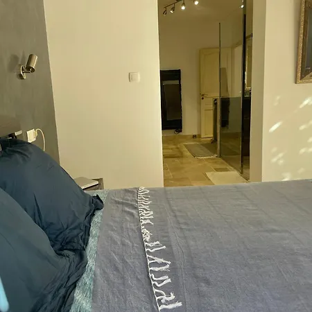 Homestay Maison De Charme La Soleiade